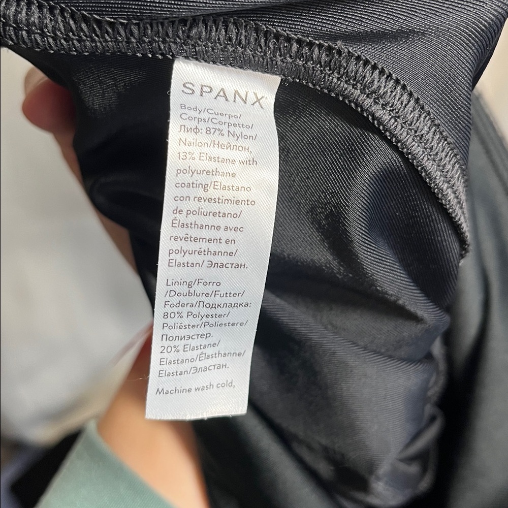 SPANX Moto Faux Leather Leggings Black Large - Picture 6 of 6